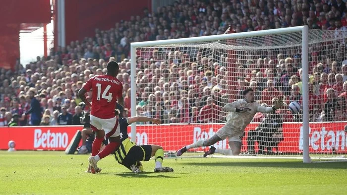 Man City Dibungkam Nottingham Forest, Guardiola: Kami Kecolongan