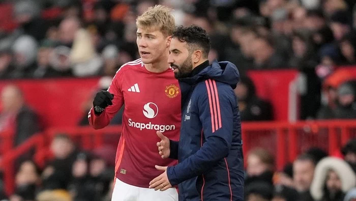 Amorim Sudah Banyak Masalah di MU, Ogah Bahas Perkembangan Man City