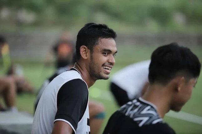 Pendidikan itu Penting, 10 Pemain Sepak Bola Indonesia yang Bergelar Sarjana Termasuk Boaz Solossa