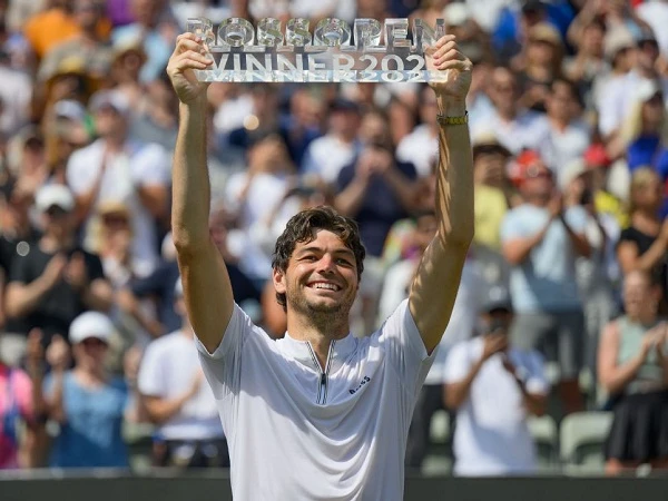 Jegal Alexander Zverev, Taylor Fritz Akhiri Puasa Gelar Di Stuttgart