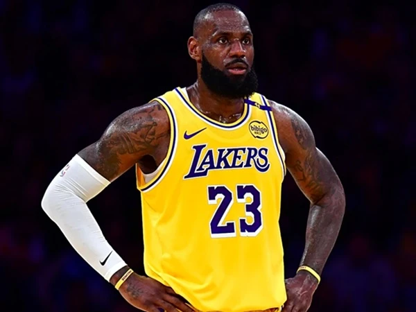 LeBron James Jawab Spekulasi Mengenai Masa Depannya
