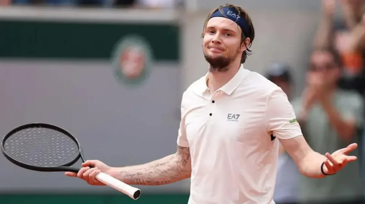 Belum Terbendung, Alexander Bublik Tembus Semifinal Di Kitzbuhel